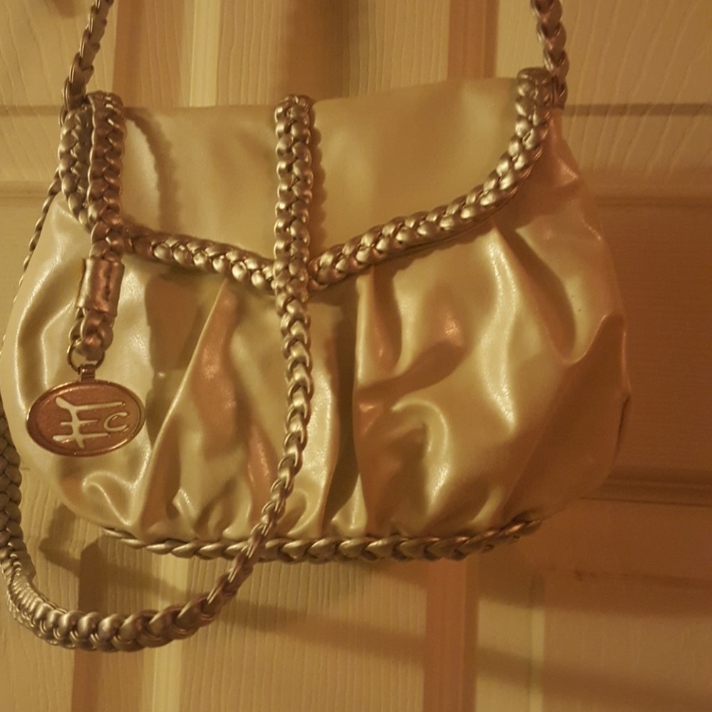 Purse - Picture 3 of 3